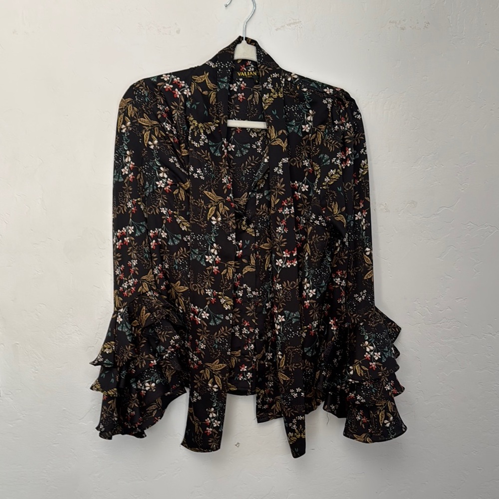 Valiant Paris Floral Ruffle Sleeve Boho Blouse (Size L) - Picture 1 of 4